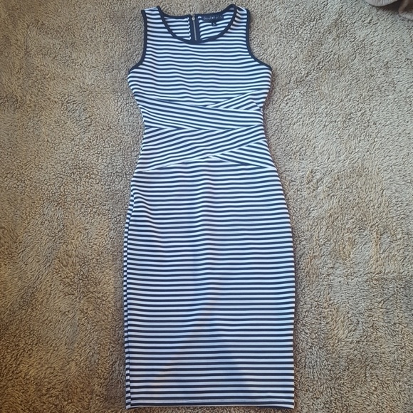 Derek Heart Dresses & Skirts - Derek ♥️Heart